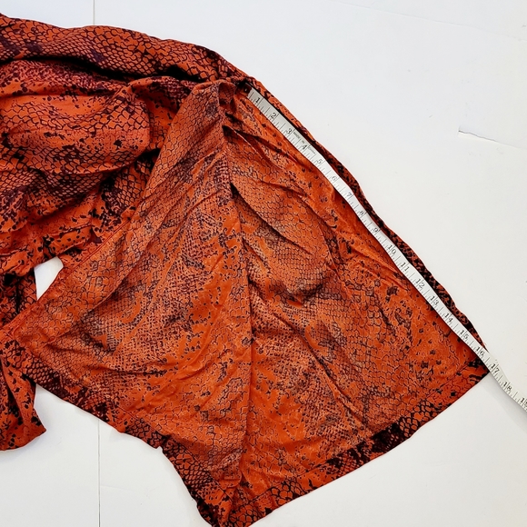 Rusted Snake print Slit pants - Picture 14 of 16